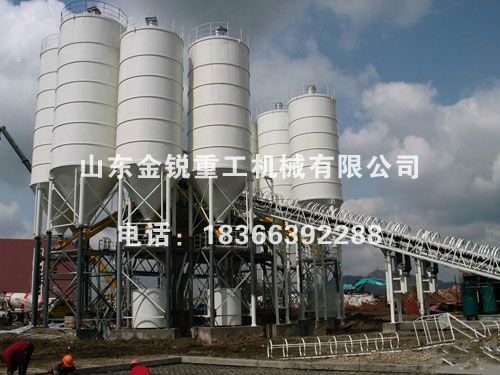 混凝土搅拌站设备的配料机工艺特点及简单的运